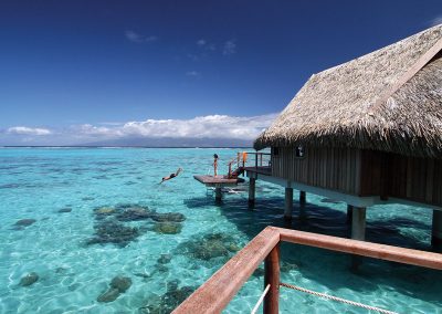 Tahiti-et-ses-Iles-les-incontournables-sofitel-moorea-overwater-e-tahiti-travel