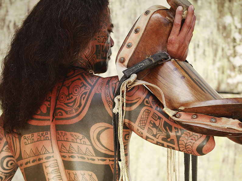 Tattoos and pāreu that can be found all over the world originated in The  Islands of Tahiti - Tahiti Tourisme