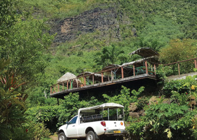 diapo4-excursion-safari-4X4-tahiti-e-tahiti-travel