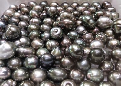 Unique Tahiti Black Pearls